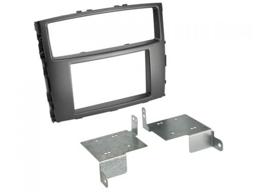 381200-09 FACIA PLATE Mitsubishi Pajero