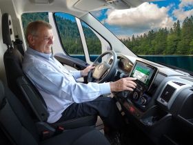 Alpine i902D-DU