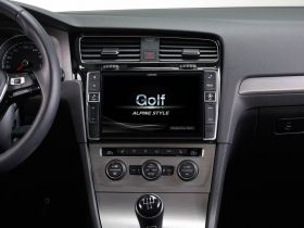 Alpine X902D-G7