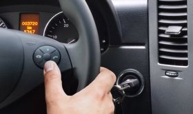 Alpine KIT-802MB  8" инсталационен кит за  Mercedes A-/B-class, Vito/Viano и Sprinter 