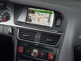Alpine X703D-A4/A5